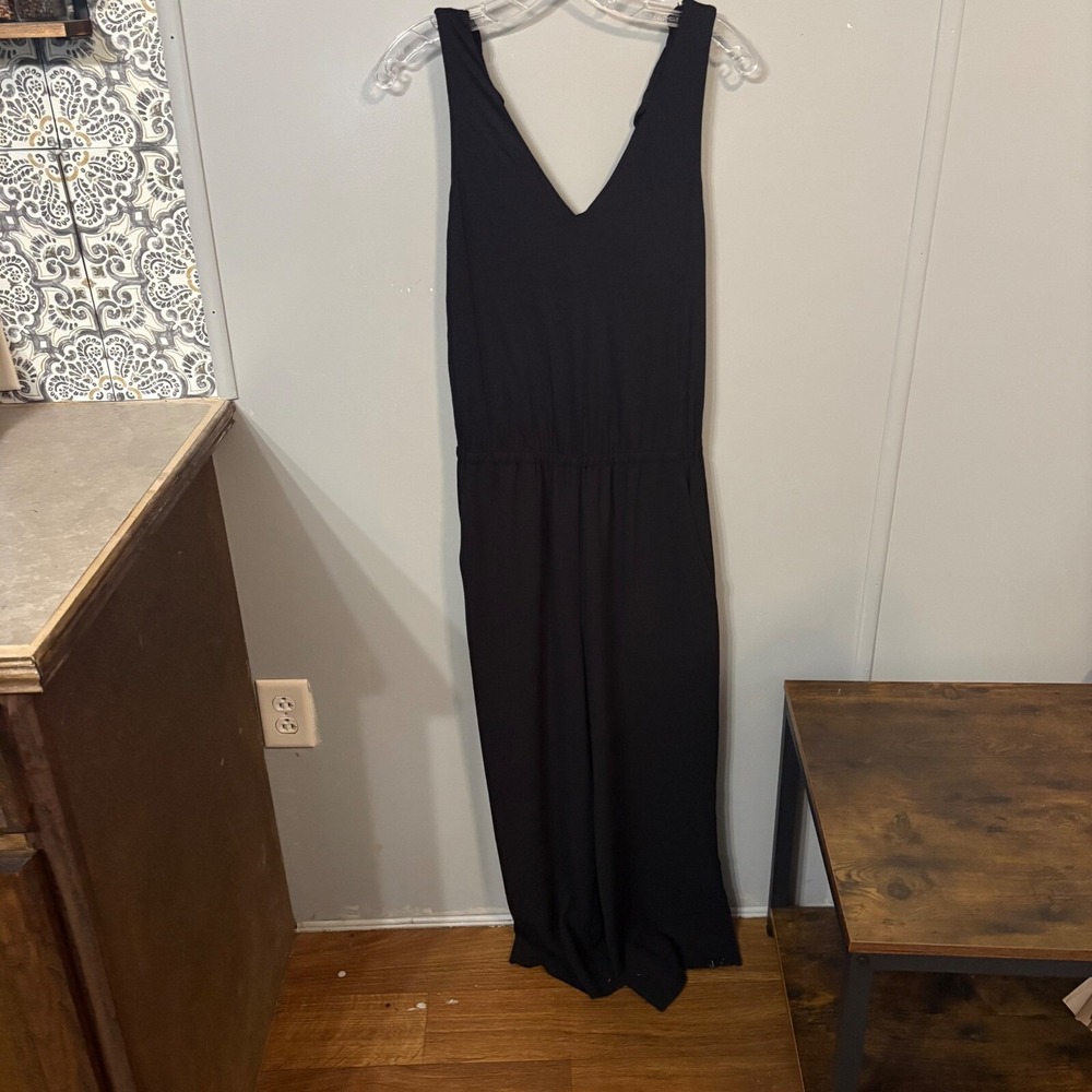 Loft Sleeveless V-Neck Black Pants Jumpsuit Romper (Women's XS)